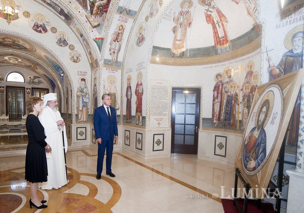 Mesaj de felicitare al Patriarhului României la Ziua Naţională a Regalităţii 144400