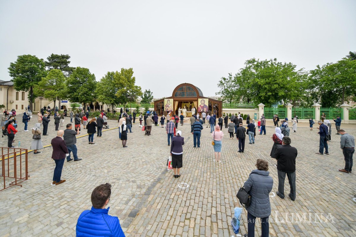 Slujire arhierească în Duminica Samarinencei pe Colina Bucuriei 144839