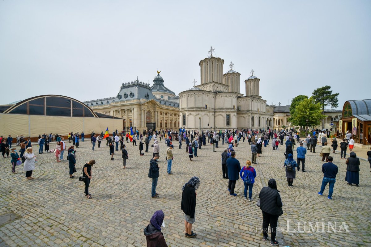 Slujire arhierească în Duminica Samarinencei pe Colina Bucuriei 144853