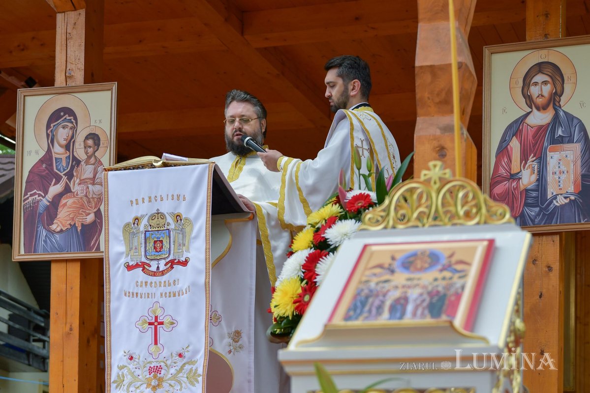 Hramul Catedralei Naționale, sărbătorit la Altarul de vară 145667