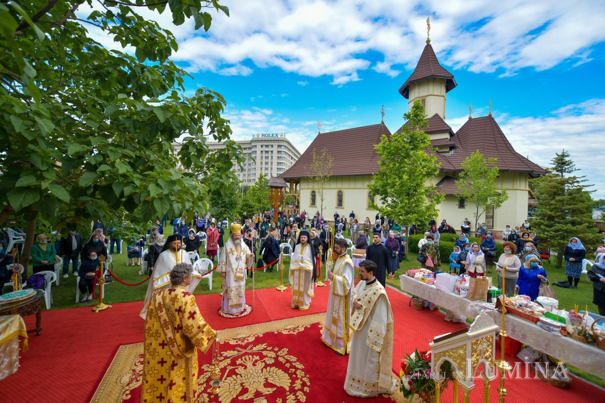 Hramul Catedralei Naționale, sărbătorit la Altarul de vară 145669