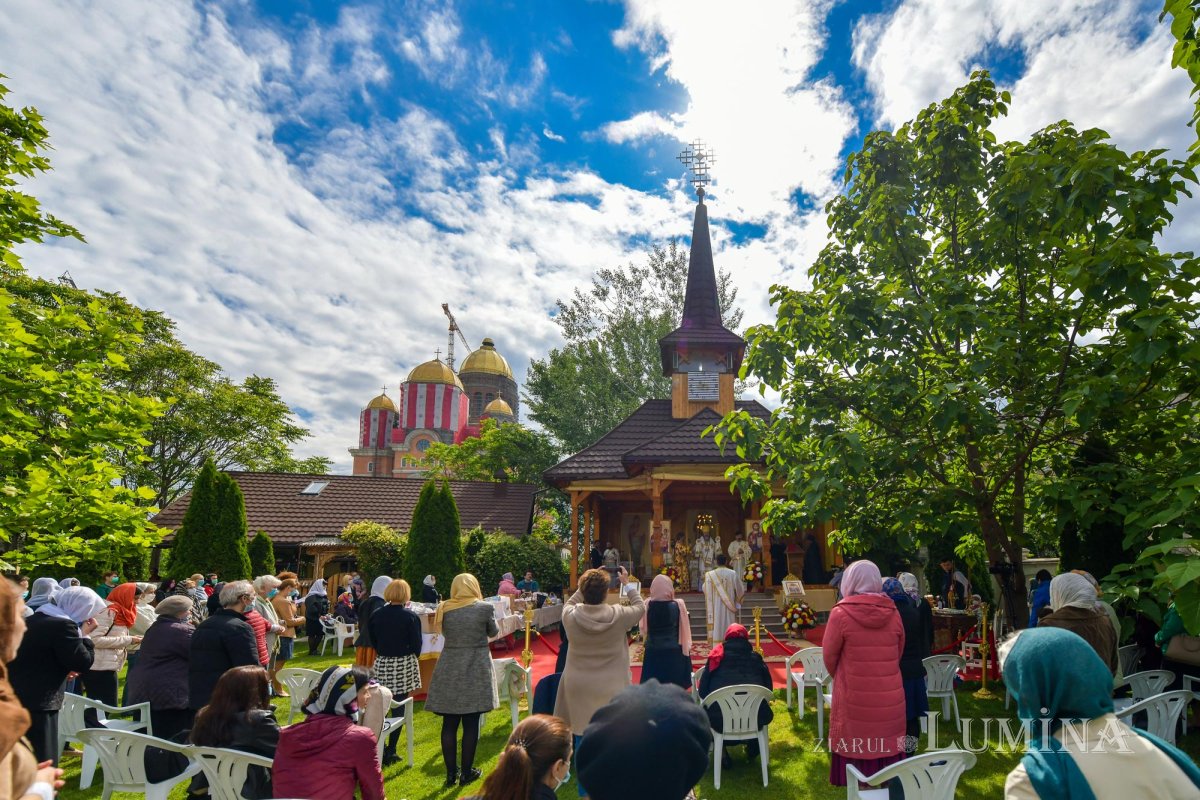 Hramul Catedralei Naționale, sărbătorit la Altarul de vară 145681