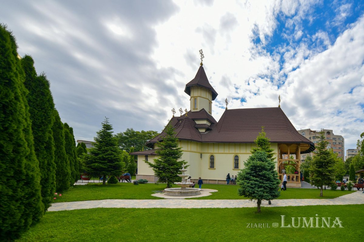 Hramul Catedralei Naționale, sărbătorit la Altarul de vară 145698