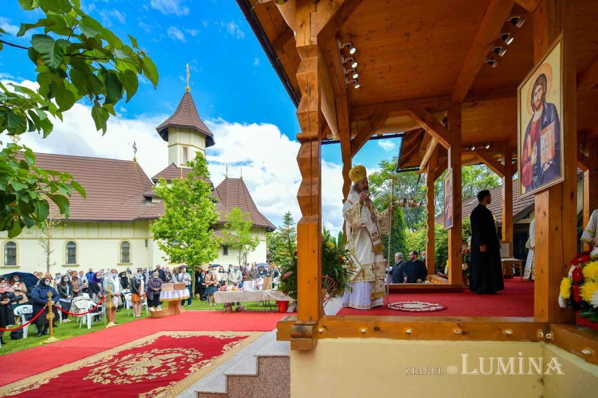 Hramul Catedralei Naționale, sărbătorit la Altarul de vară 145704