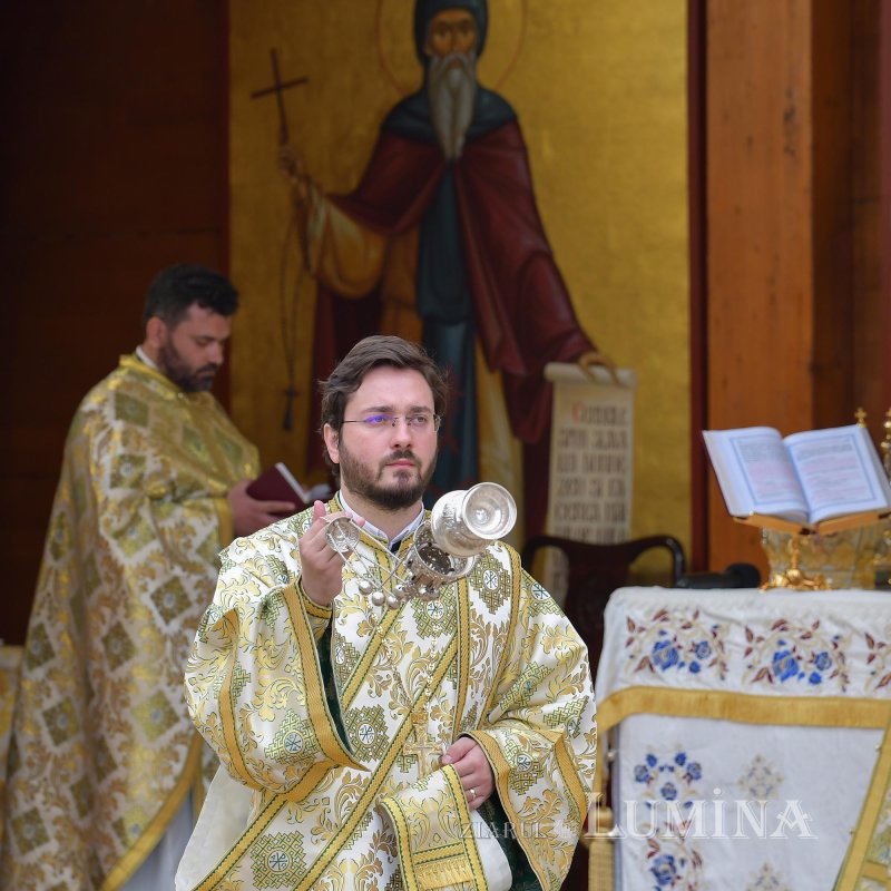 Hramul Centrului de Presă BASILICA pe Colina Patriarhiei 146325