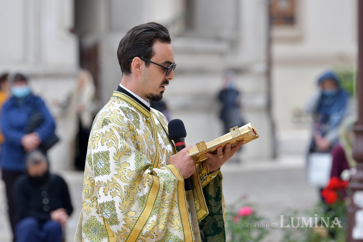 Hramul Centrului de Presă BASILICA pe Colina Patriarhiei 146326