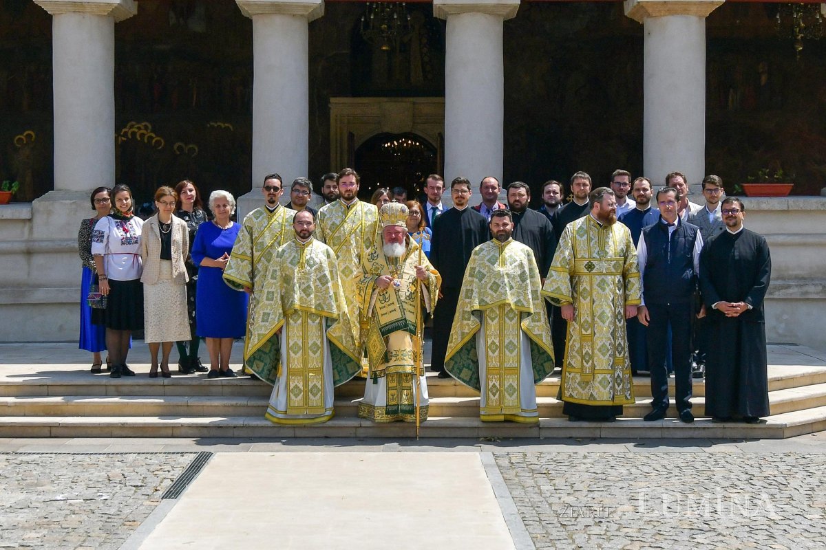 Hramul Centrului de Presă BASILICA pe Colina Patriarhiei 146350
