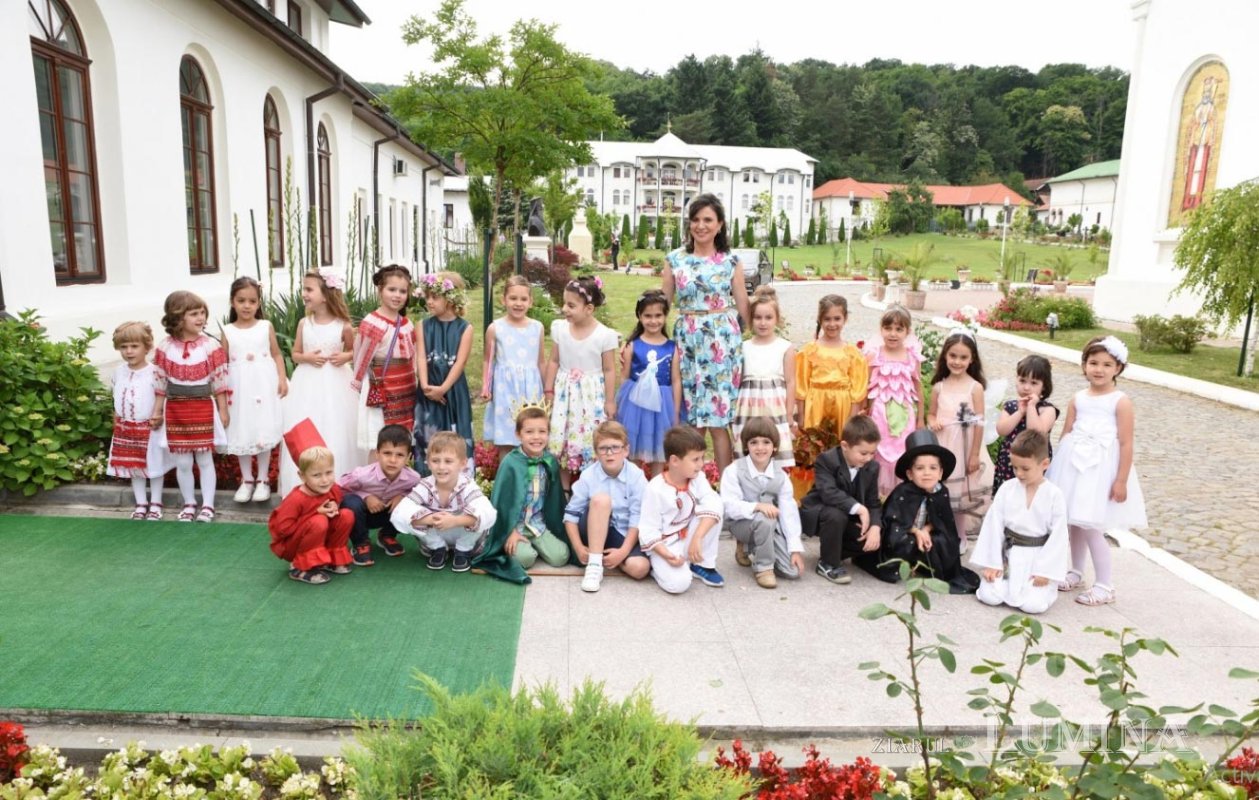 Biserica vâlceană „Toți Sfinții”, istorie, tradiție și continuitate 146610