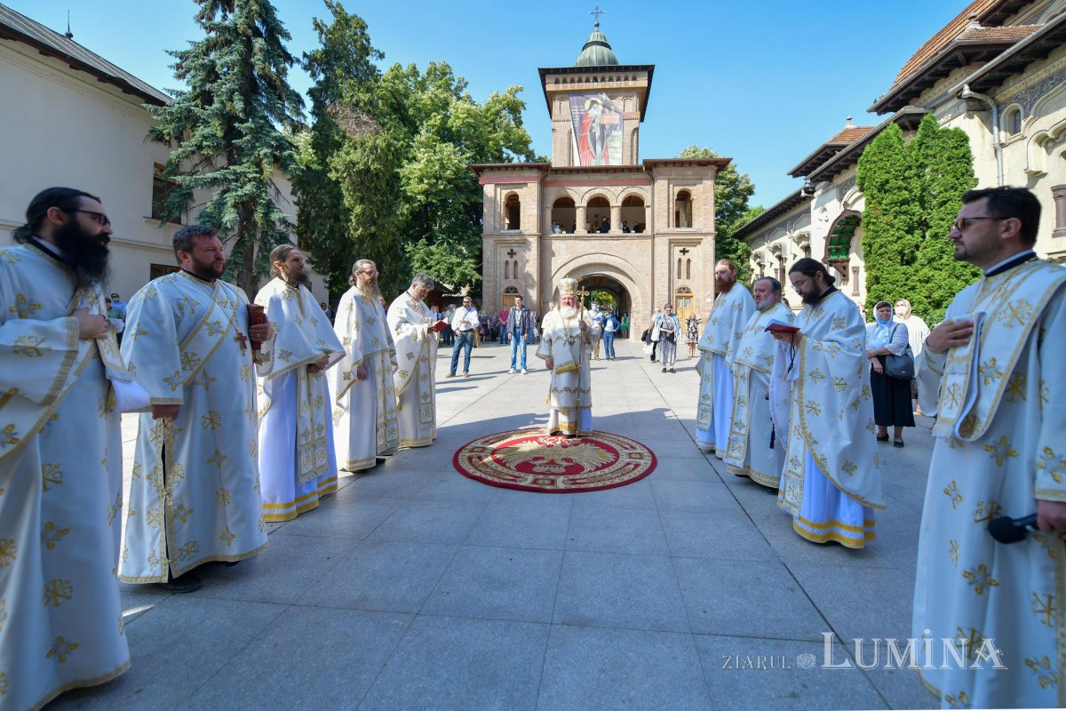 Hramul Mănăstirii Tuturor Sfinţilor din Capitală 146684