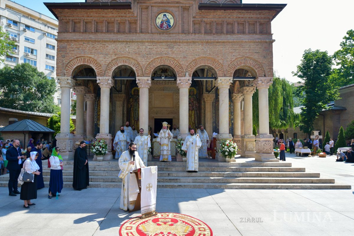 Hramul Mănăstirii Tuturor Sfinţilor din Capitală 146702