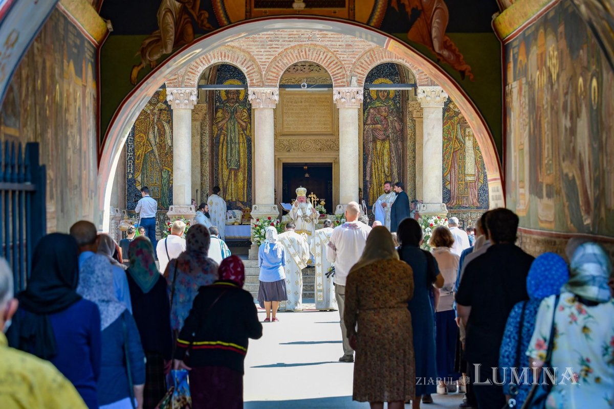 Hramul Mănăstirii Tuturor Sfinţilor din Capitală 146704