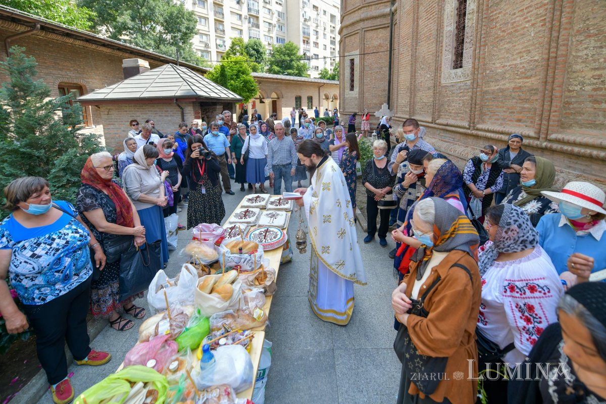 Hramul Mănăstirii Tuturor Sfinţilor din Capitală 146709