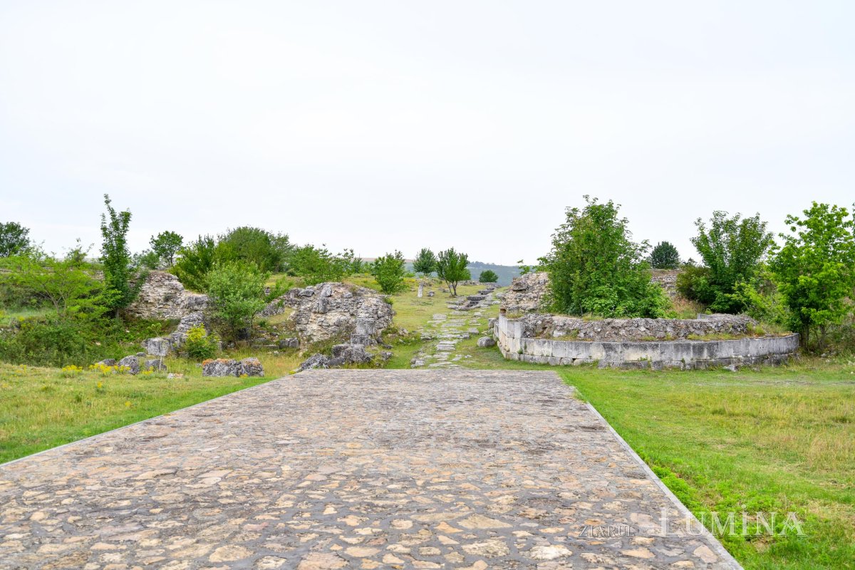 Actul de naștere al poporului român 146849