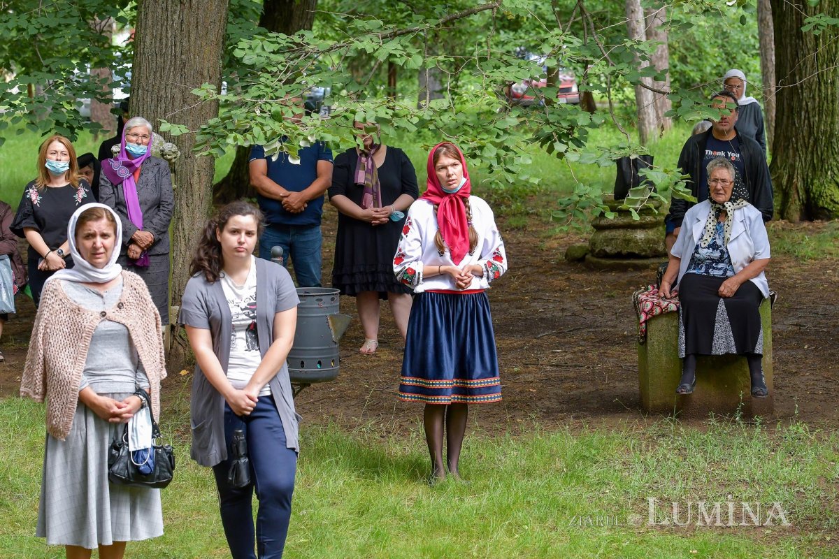 Cinstire și fidelitate pentru Mitropolitul Grigorie Dascălul la Căldăruşani 147255