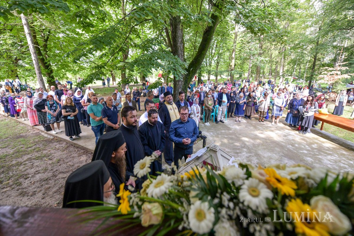 Cinstire și fidelitate pentru Mitropolitul Grigorie Dascălul la Căldăruşani 147264