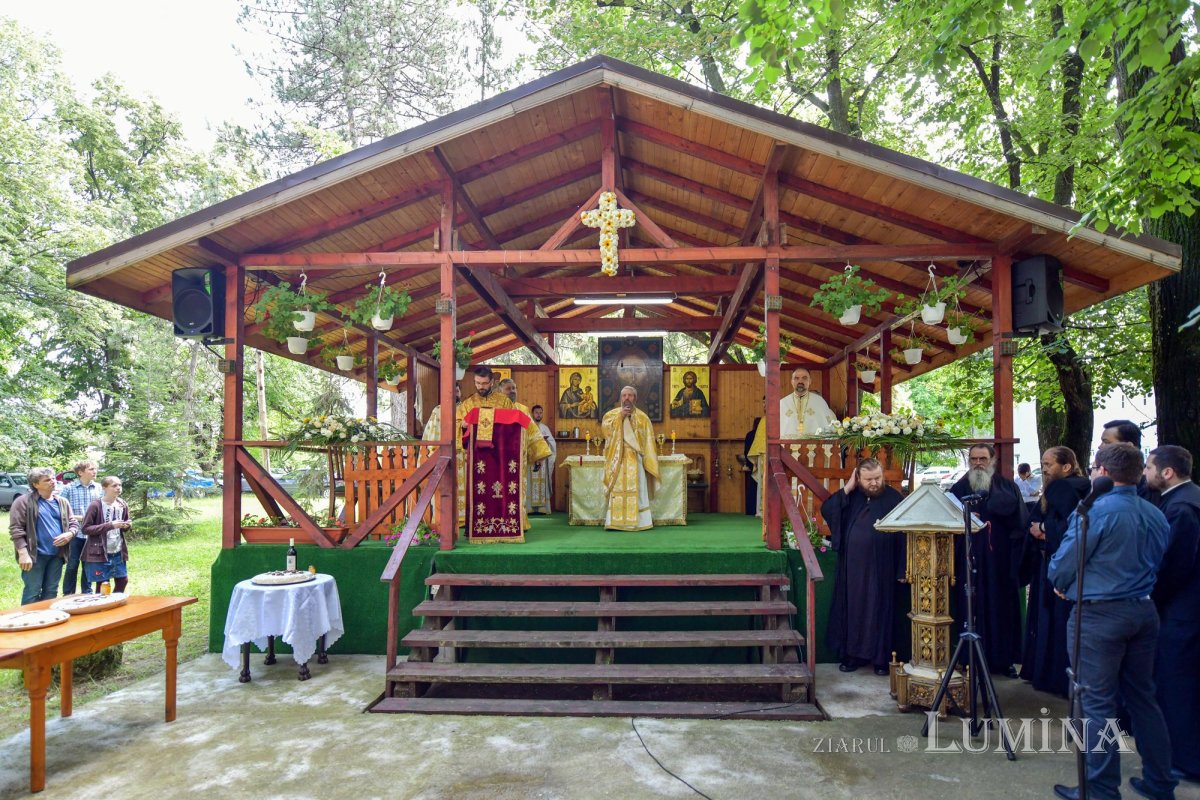 Cinstire și fidelitate pentru Mitropolitul Grigorie Dascălul la Căldăruşani 147268