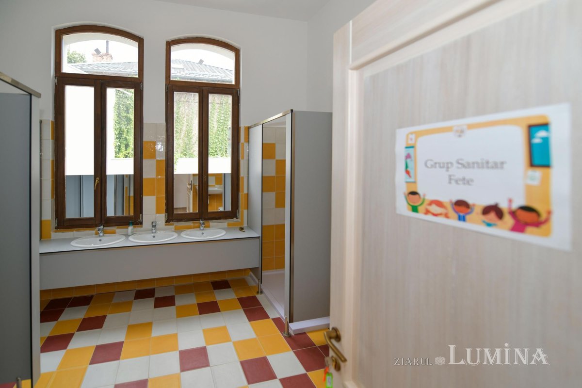 Grădiniţa unei copilării frumoase alături de Dumnezeu 148469