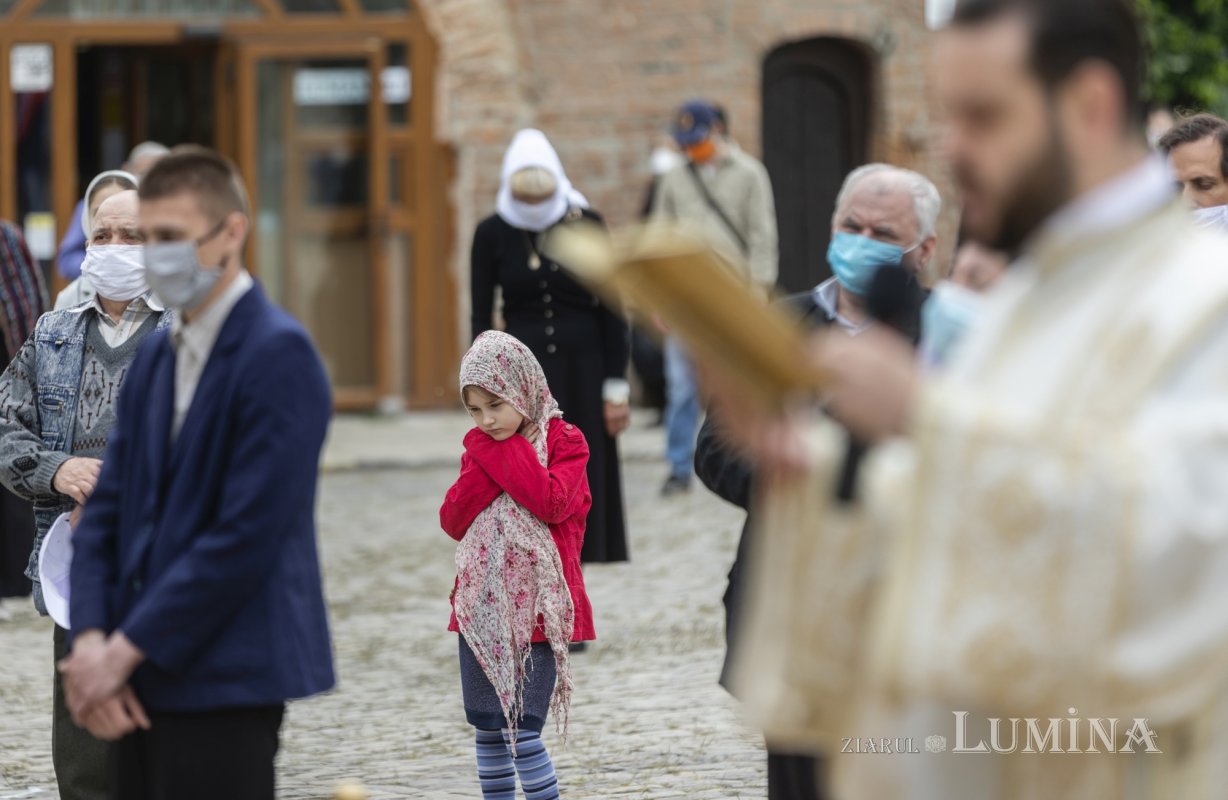 Îndrumările bisericești privind combaterea infectărilor cu noul coronavirus rămân valabile 148903