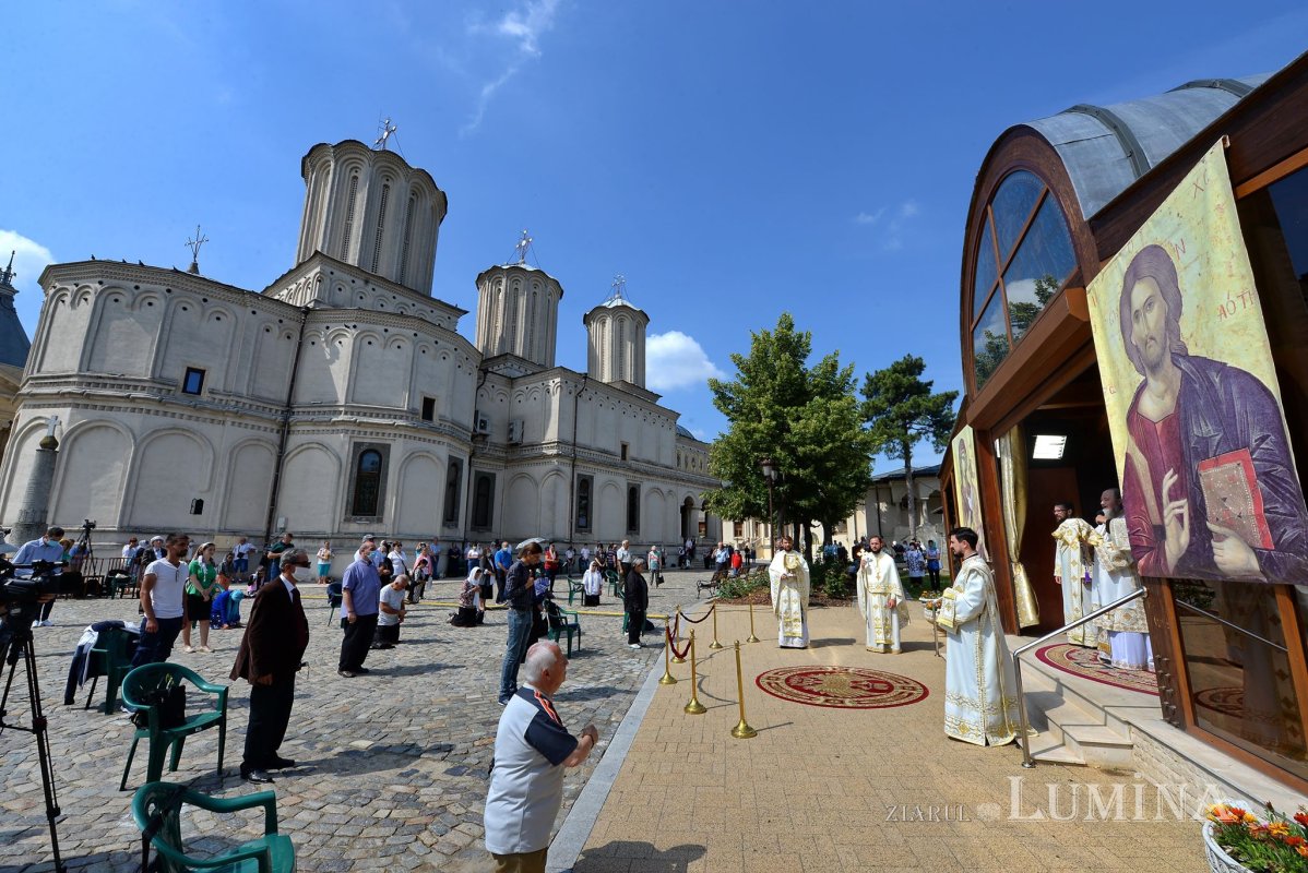 Îndrumările bisericești privind combaterea infectărilor cu noul coronavirus rămân valabile 148904