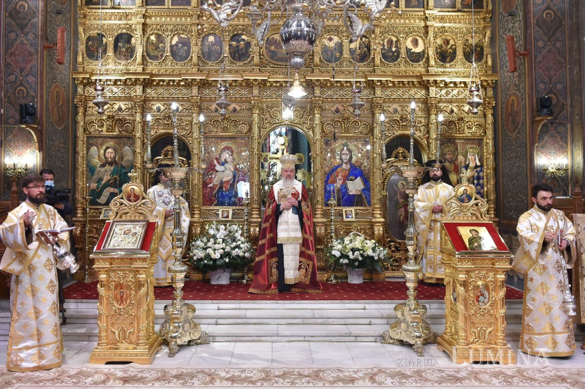 Patriarhul României a sărbătorit prin rugăciune împlinirea vârstei de 69 de ani 149294