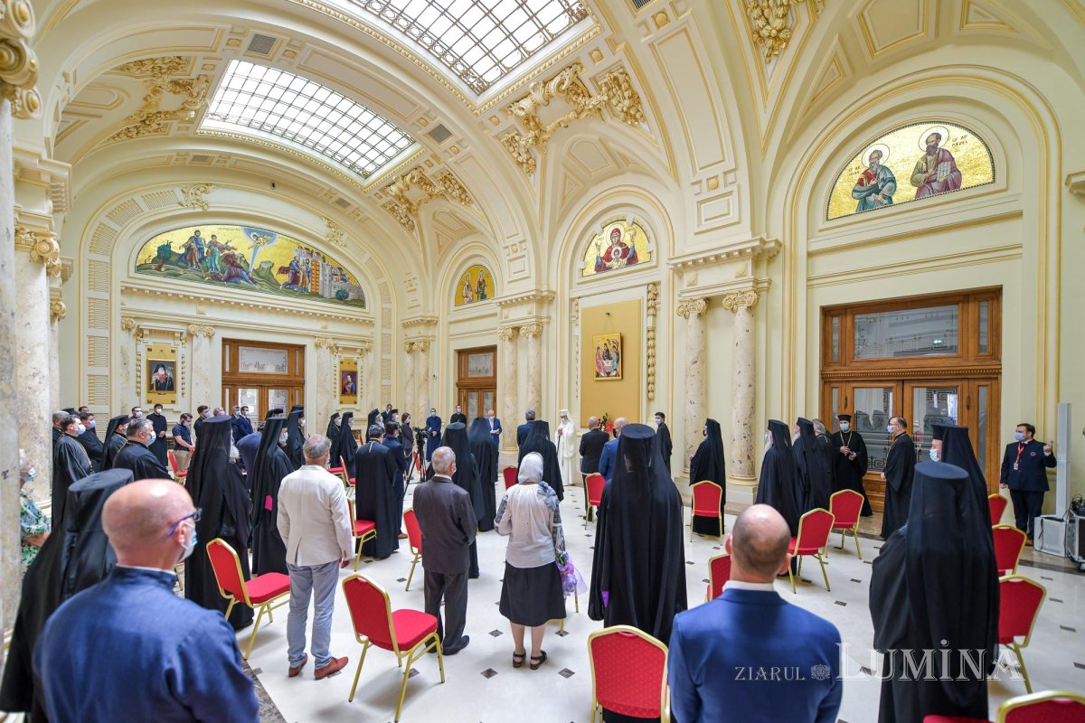 Patriarhul României a sărbătorit prin rugăciune împlinirea vârstei de 69 de ani 149308