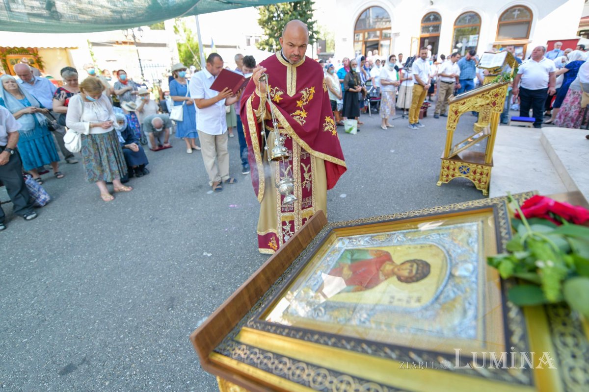 Hramul Bisericii „Sfântul Pantelimon”-Foişorul de Foc din Capitală 149642