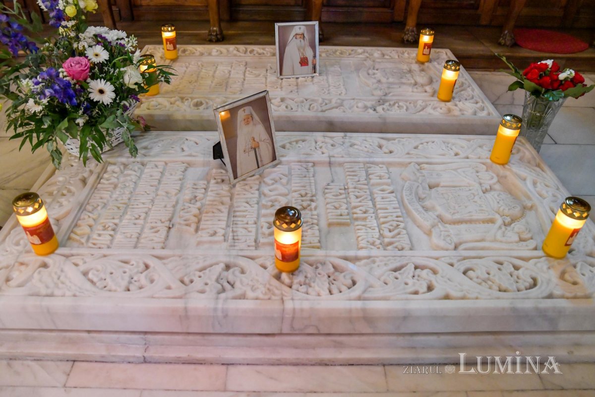 Pomenirea Patriarhilor Iustin şi Teoctist la Catedrala Patriarhală 149890