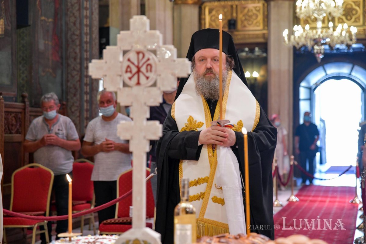 Pomenirea Patriarhilor Iustin şi Teoctist la Catedrala Patriarhală 149898