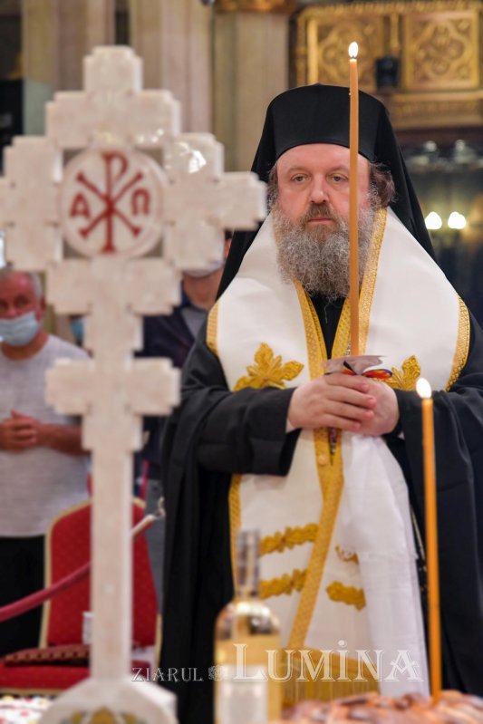 Pomenirea Patriarhilor Iustin şi Teoctist la Catedrala Patriarhală 149899