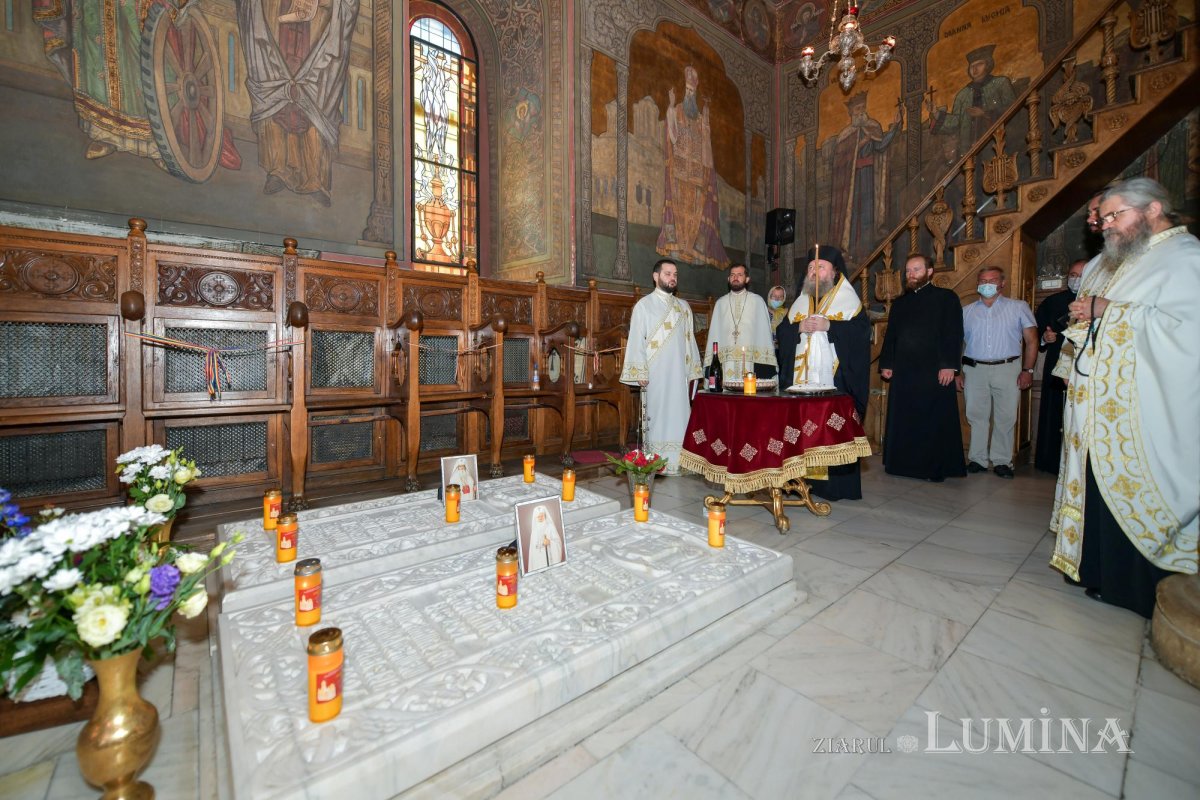 Pomenirea Patriarhilor Iustin şi Teoctist la Catedrala Patriarhală 149904