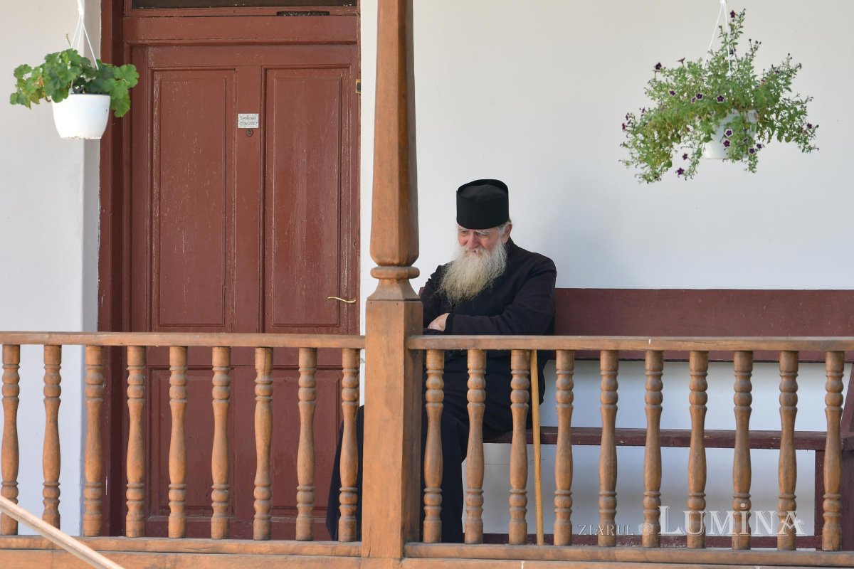 Reactivarea hramului isihast al Mănăstirii Cernica 150405