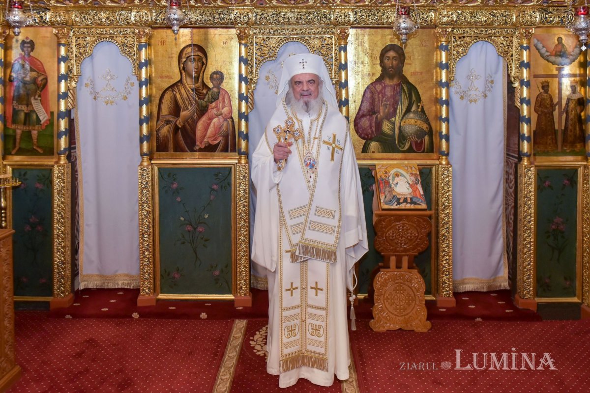 Comuniunea cu Dumnezeu îl ajută pe om să învingă încercările vieţii 150512