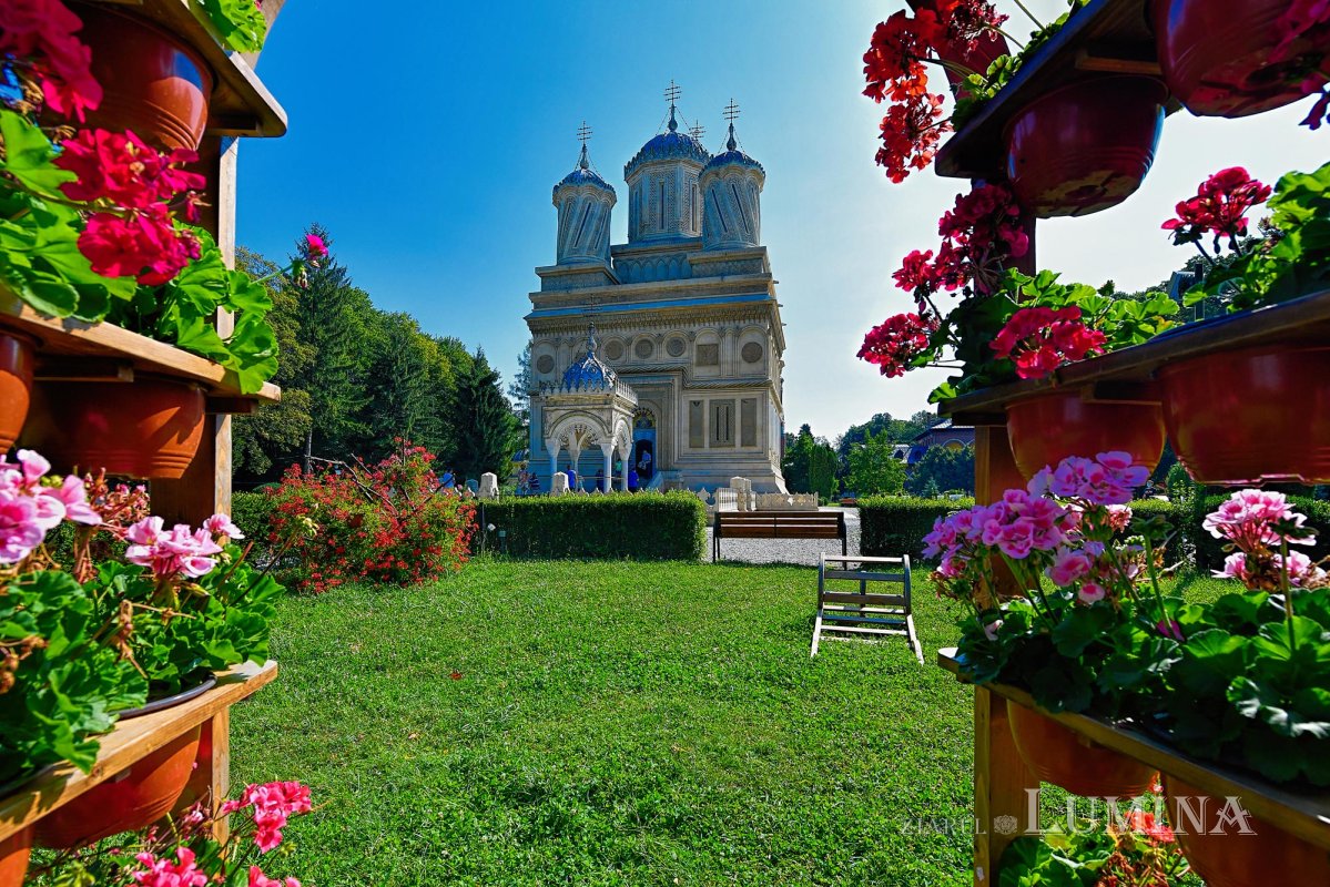 Biserica Mănăstirii Argeşului, giuvaier afierosit Maicii Domnului 150750