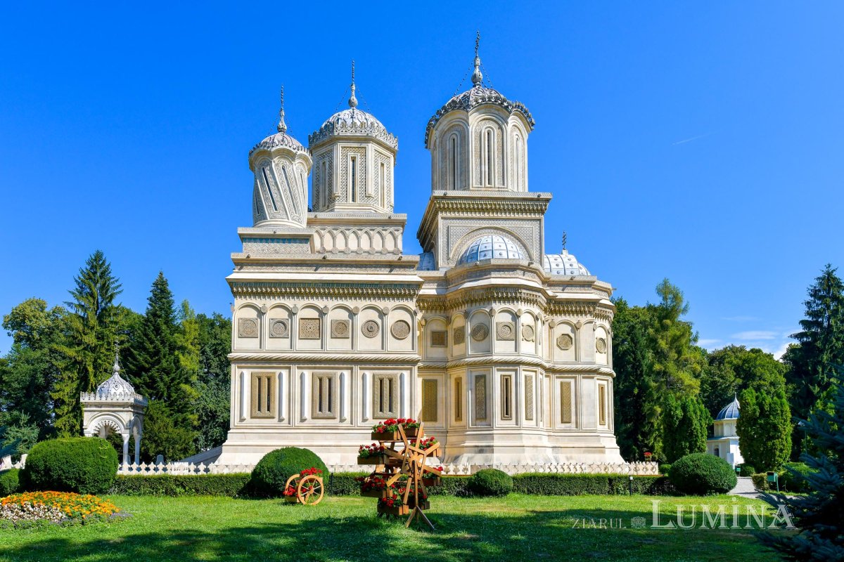 Biserica Mănăstirii Argeşului, giuvaier afierosit Maicii Domnului 150751
