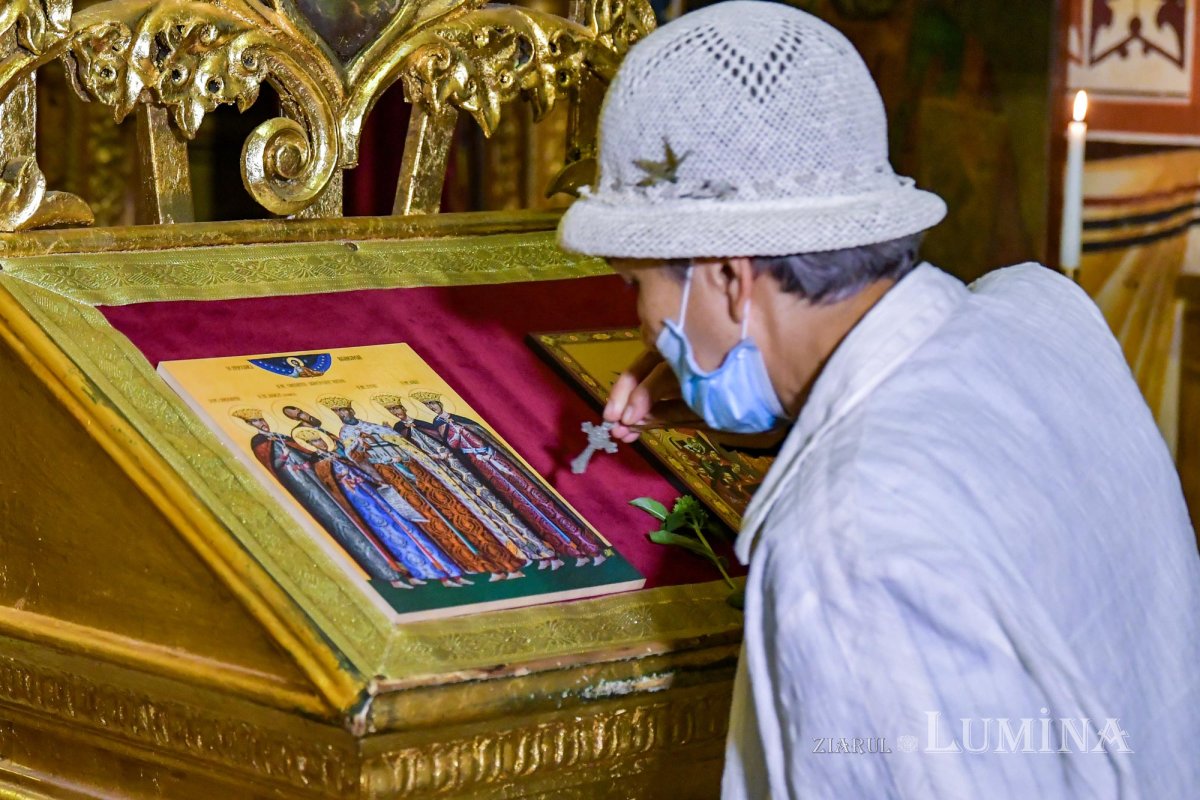 Sfinții Martiri Brâncoveni, sărbătoriți la kilometrul 0 al Capitalei 150884