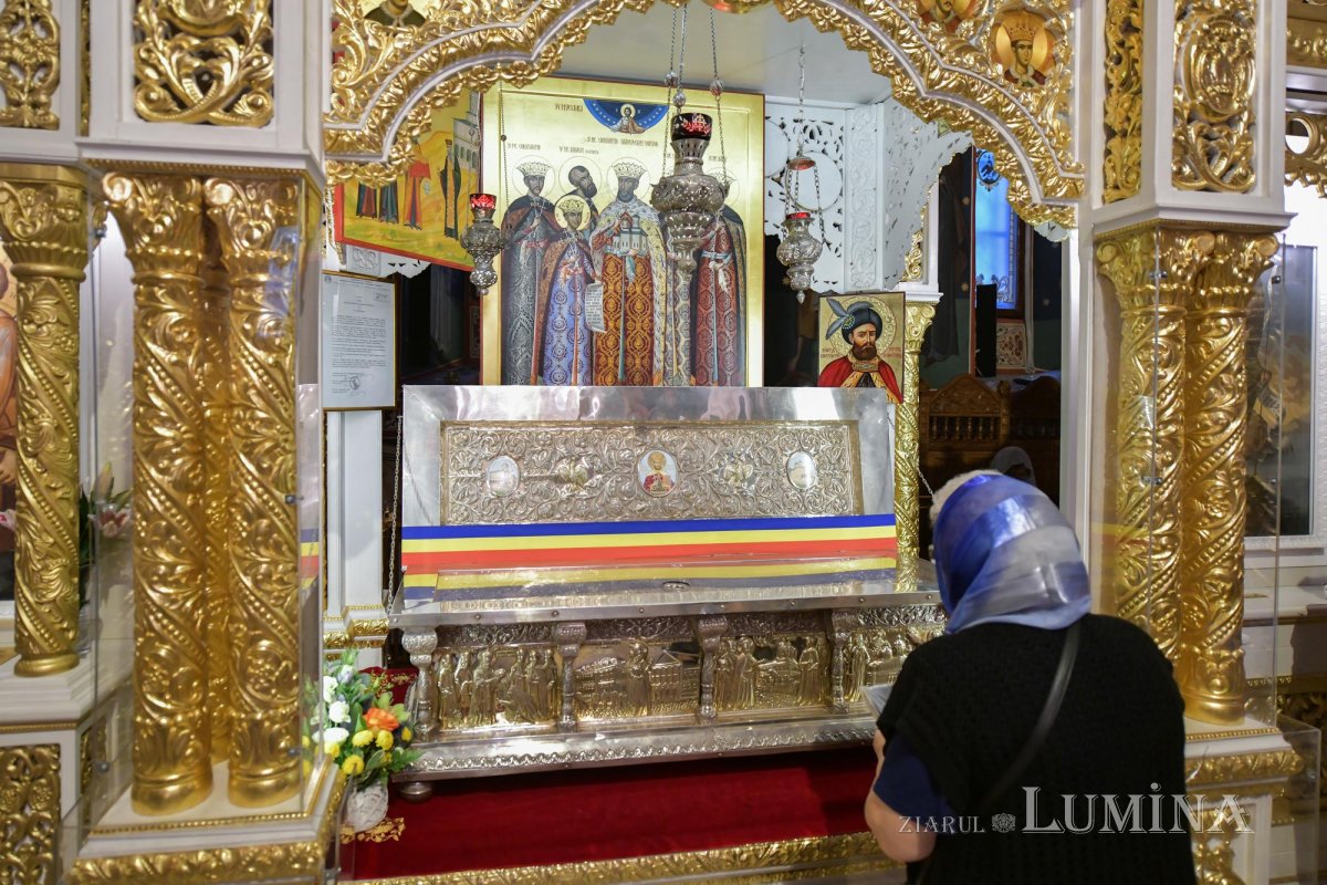 Sfinții Martiri Brâncoveni, sărbătoriți la kilometrul 0 al Capitalei 150894