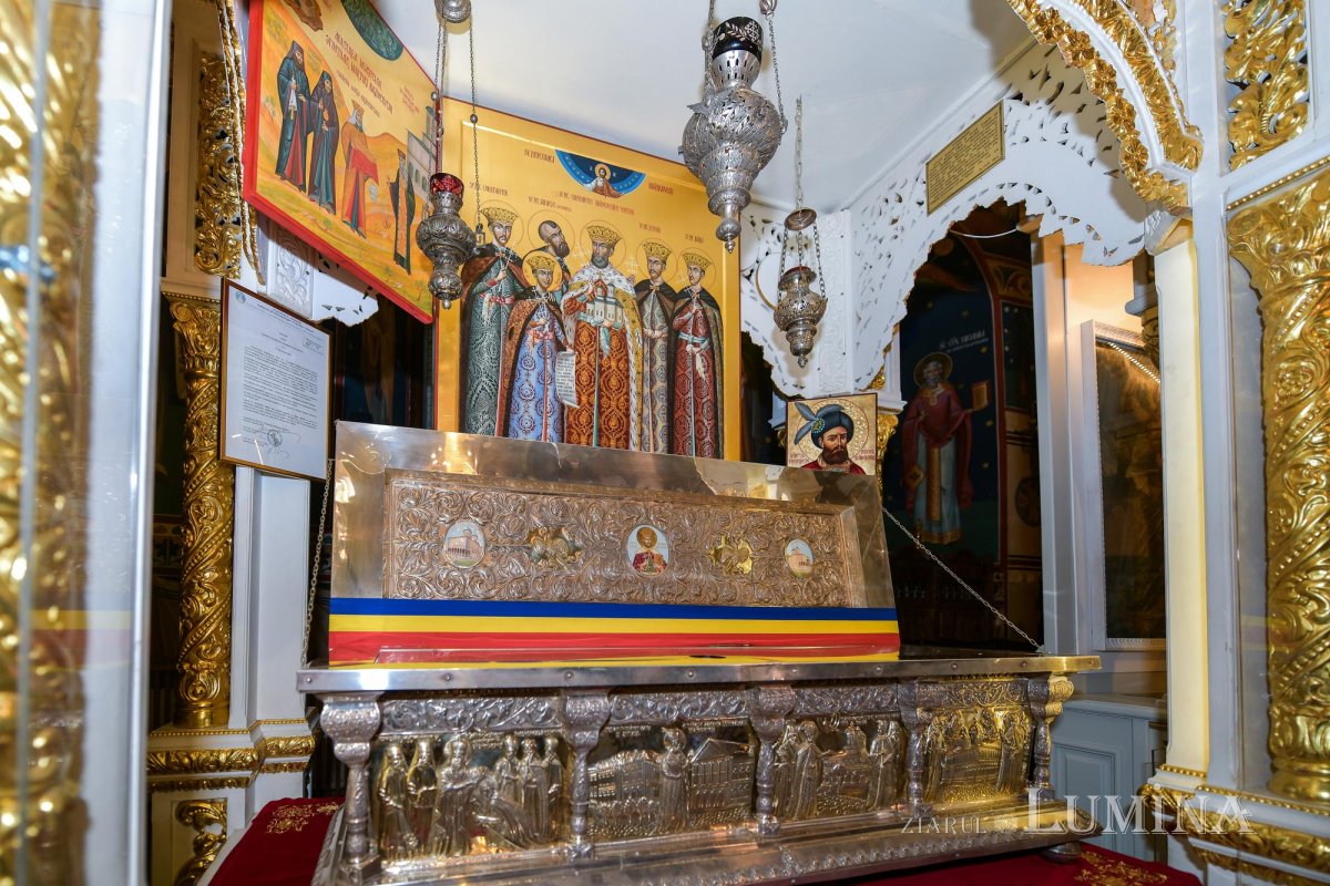 Sfinții Martiri Brâncoveni, sărbătoriți la kilometrul 0 al Capitalei 150917