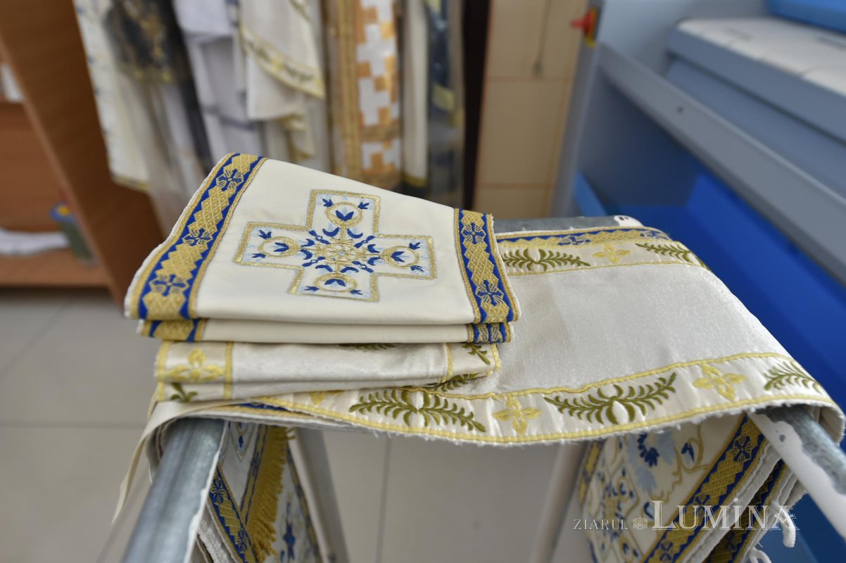 „Bob de rouă“, prima spălătorie ecologică pentru veşminte liturgice 151258