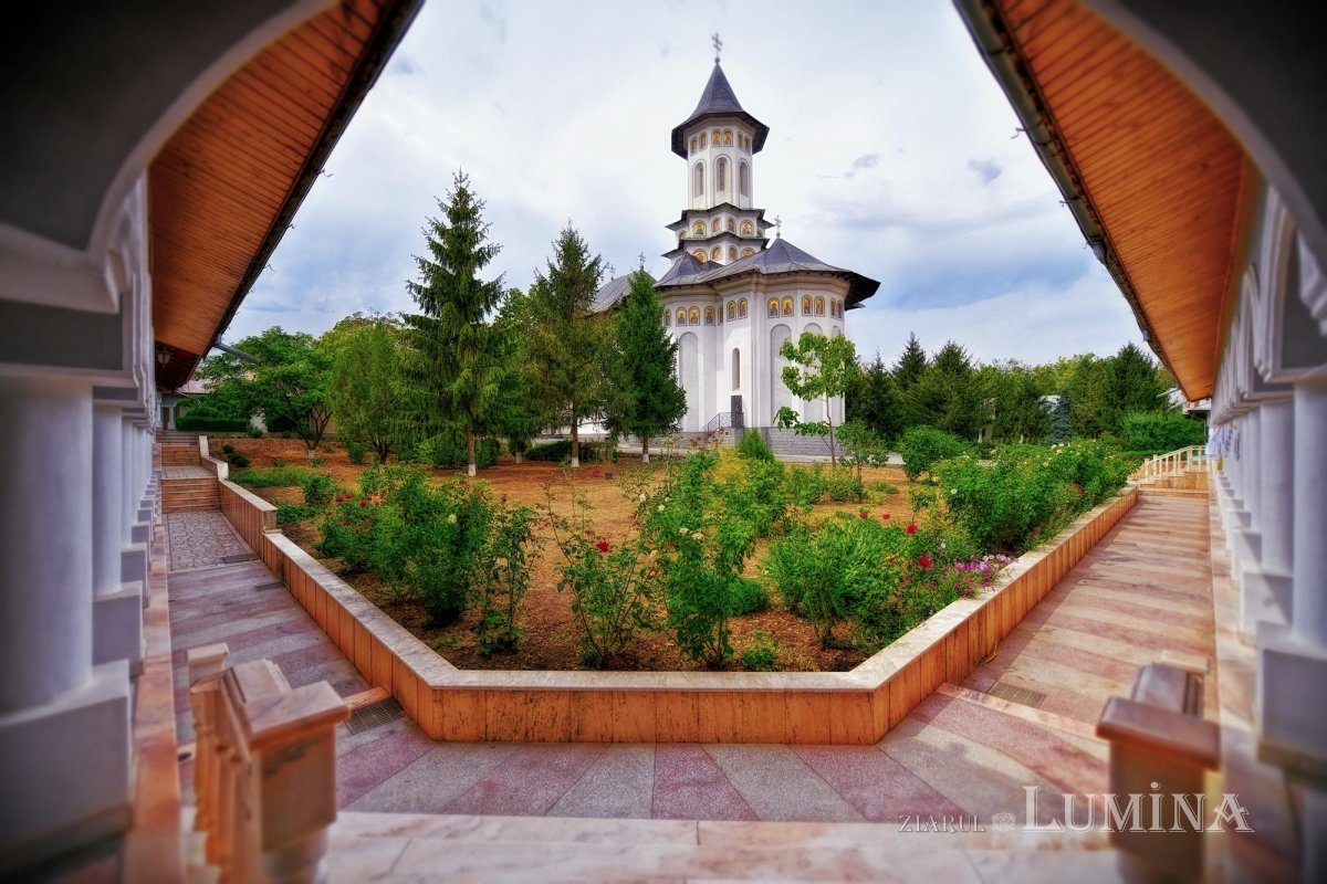 Mănăstirea Cudalbi, un loc al regăsirii de sine 152077