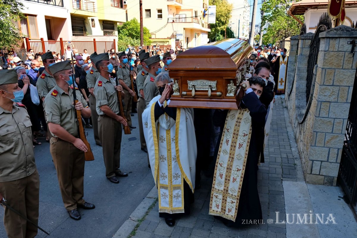 Părintele Vasile Ailioaei (1954-2020) - păstor duhovnicesc care i-a învățat pe credincioși lecția iubirii creștine 152429
