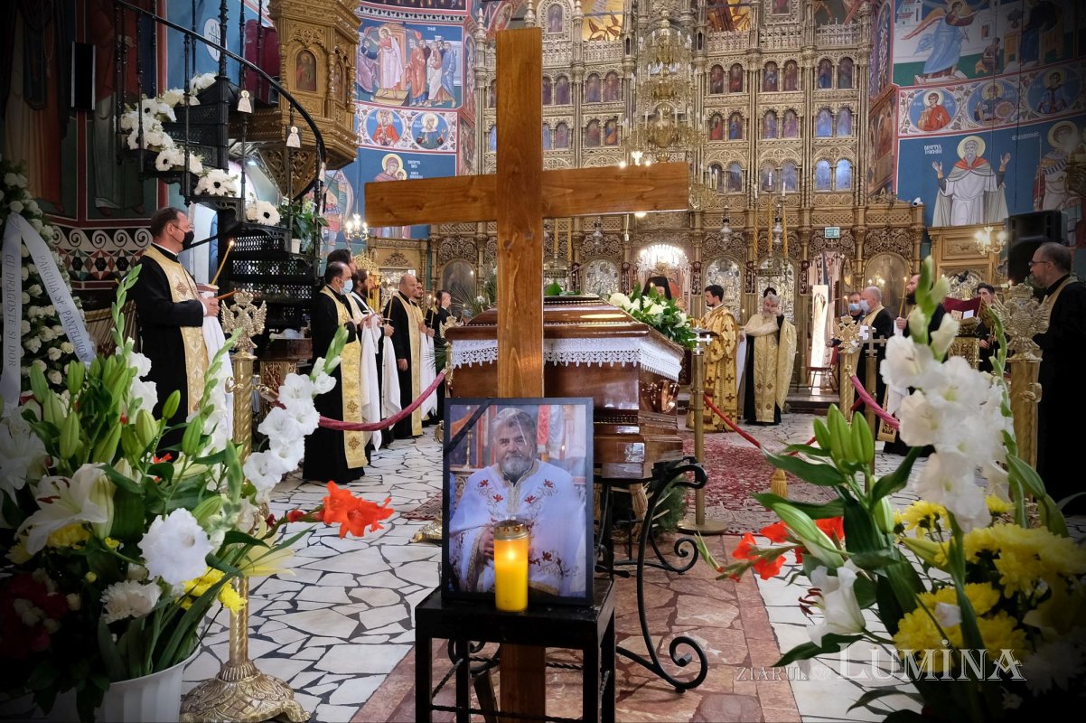 Preotul Marian Constantinescu (1960-2020), slujitor harnic al Bisericii lui Hristos 152795