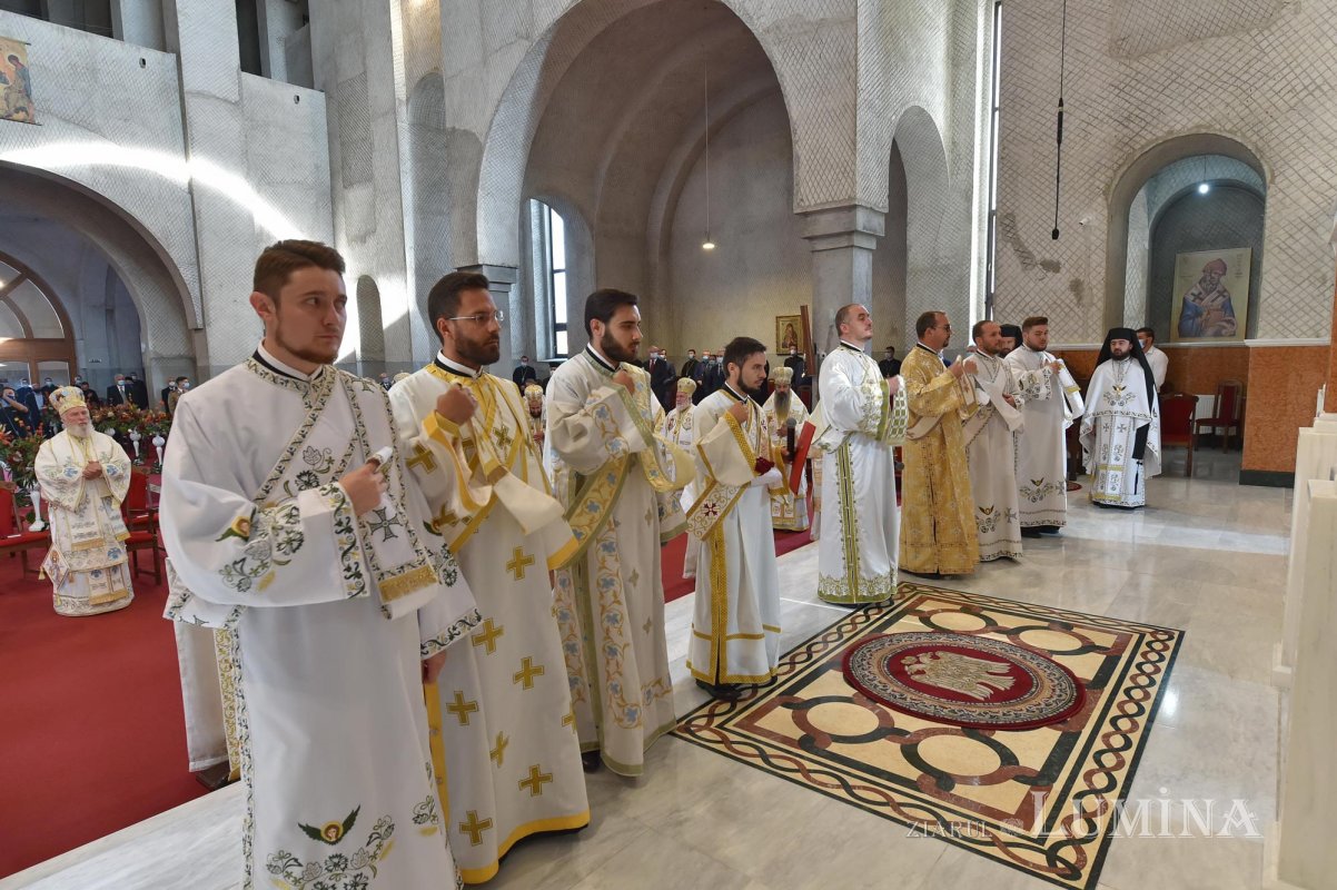 Moment istoric în Episcopia Oradiei 152954