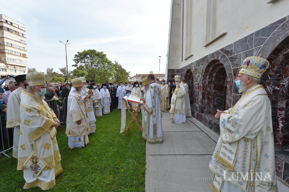 Moment istoric în Episcopia Oradiei 152991