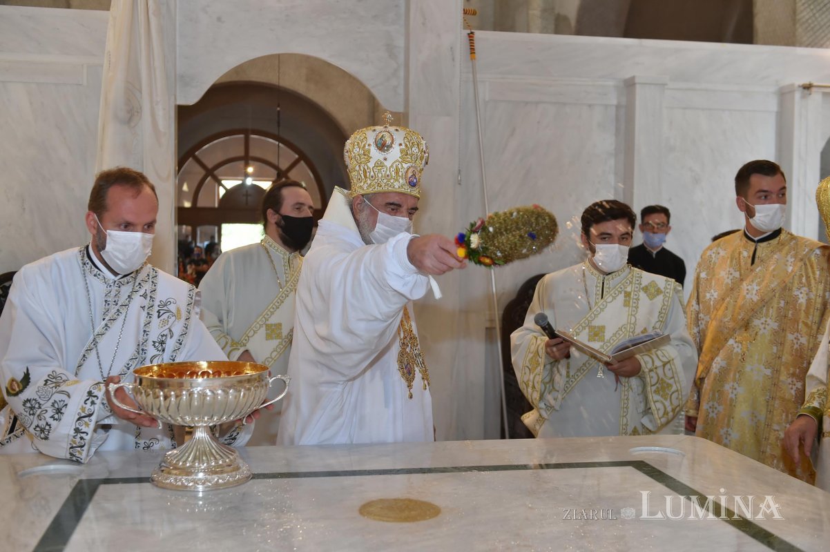 Moment istoric în Episcopia Oradiei 152996