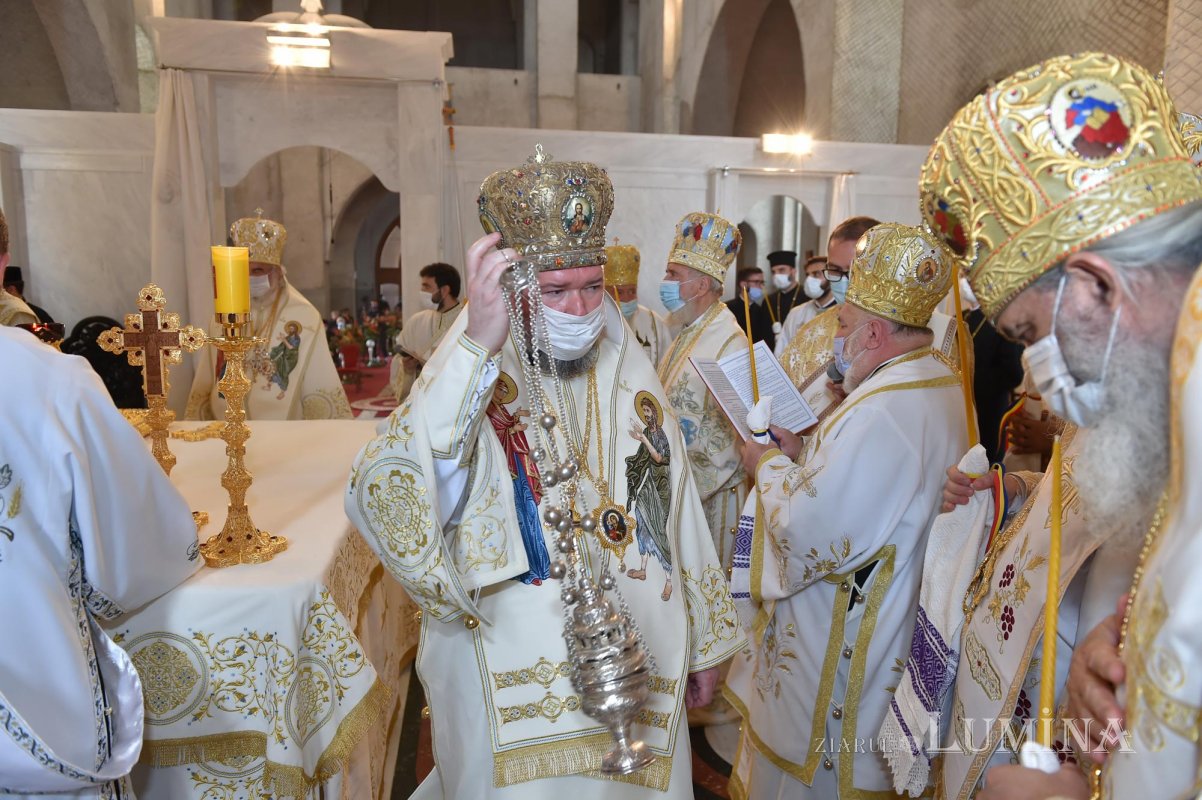 Moment istoric în Episcopia Oradiei 153001