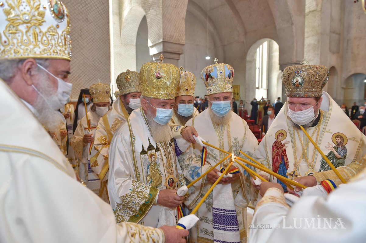 Moment istoric în Episcopia Oradiei 153004