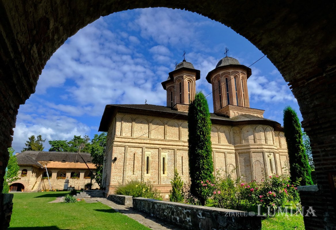 Spiritualitate și istorie la Mănăstirea Brebu 153161