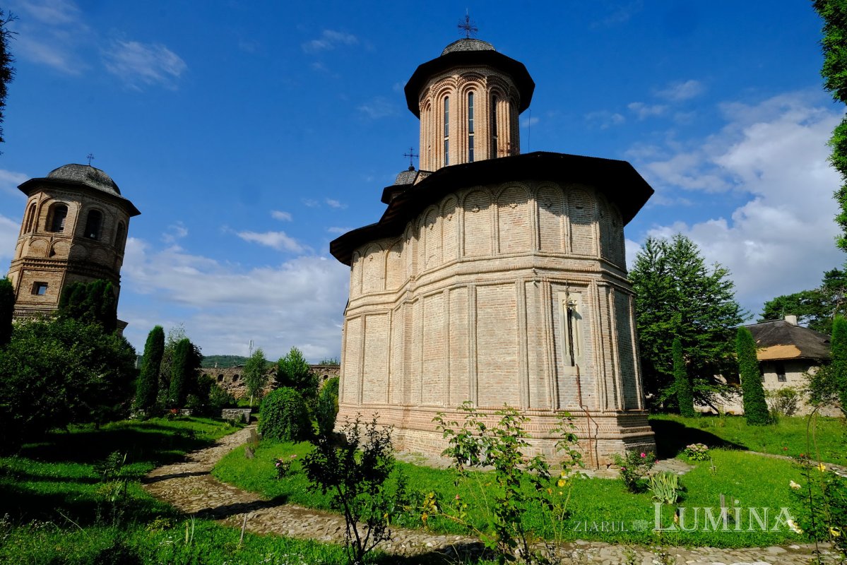 Spiritualitate și istorie la Mănăstirea Brebu 153163