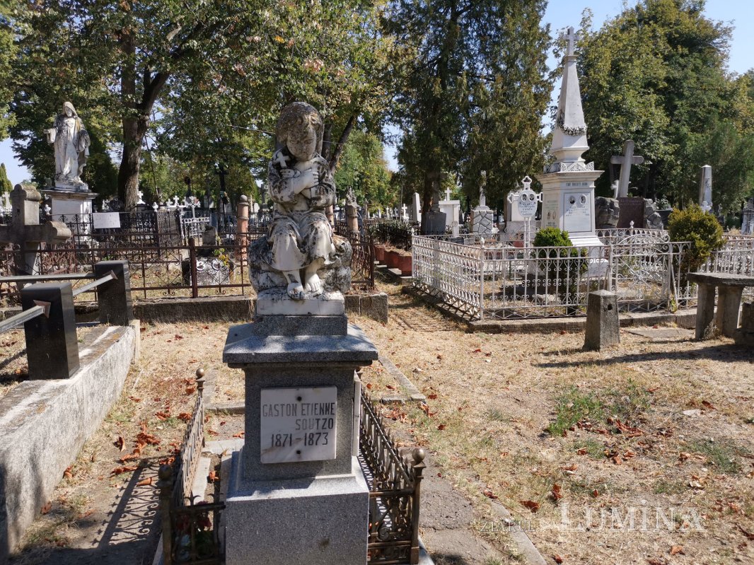 Cimitirul „Eternitatea” din Iași, un muzeu al vieților veșnice 153268