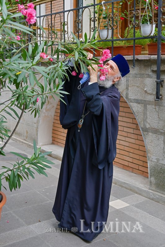 Două ore și jumătate din viața unui ierarh 153380